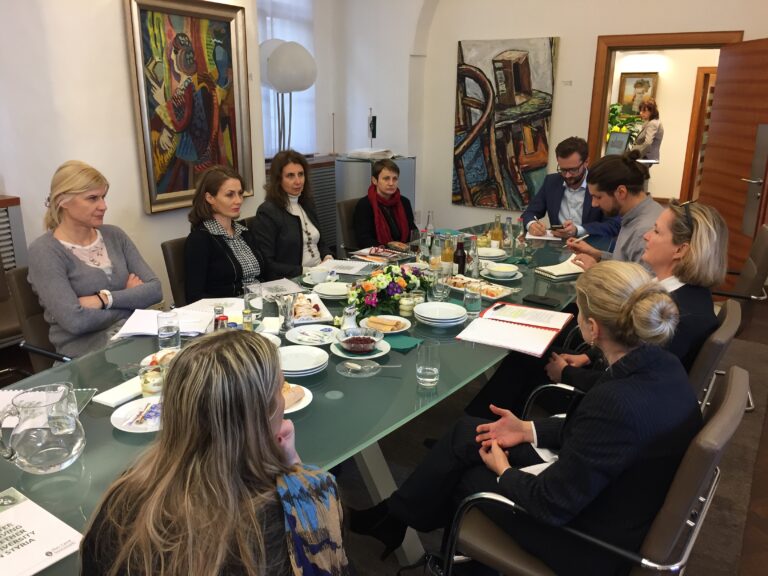Beim Gespräch mit der steirischen Landtagspräsidentin Dr.in Bettina Vollath
